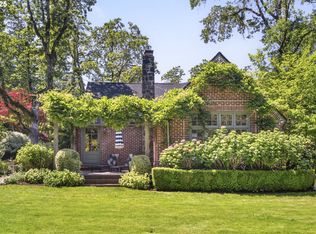 1318 Horseshoe Curv, Lake Oswego, OR 97034