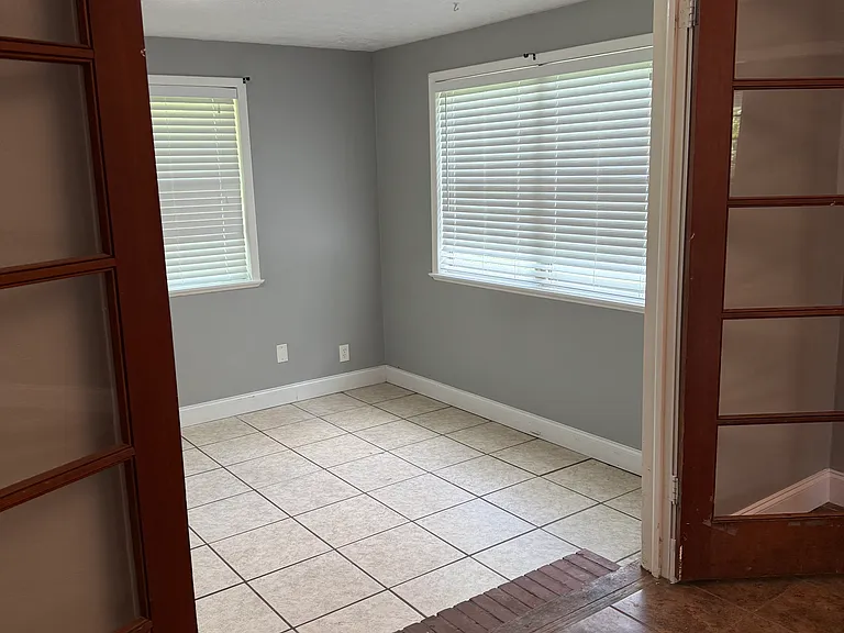 5044 Oakside Dr — Photo 18