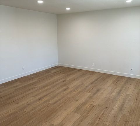5th image of 4338 Dawes St #4338
