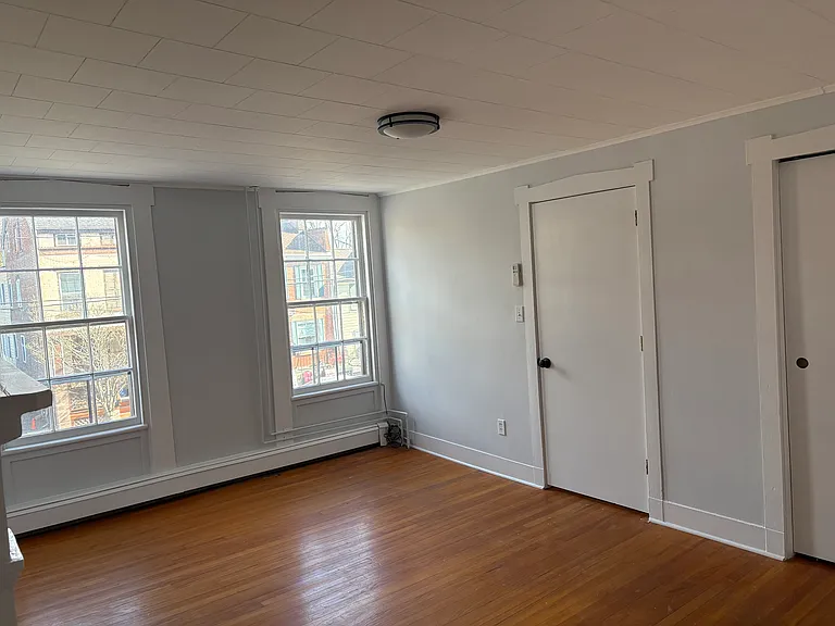 14 Main St #1 — Photo 13