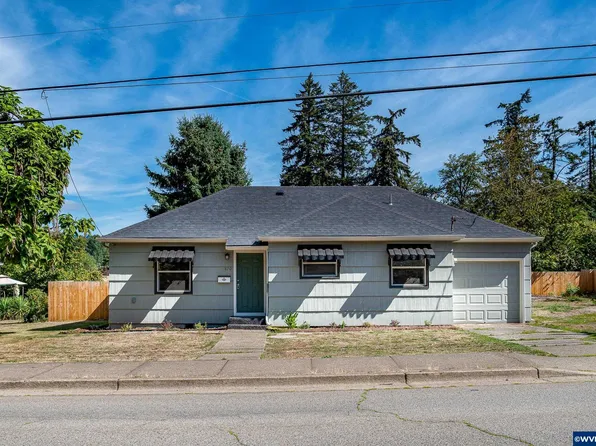 870 Oak Ter, Sweet Home, OR 97386