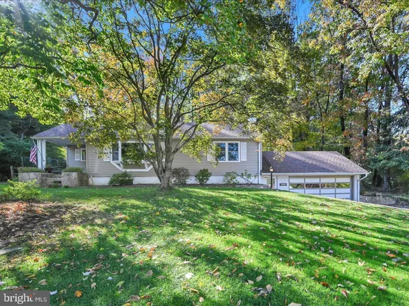 168 Valley View Dr, Exton, PA 19341