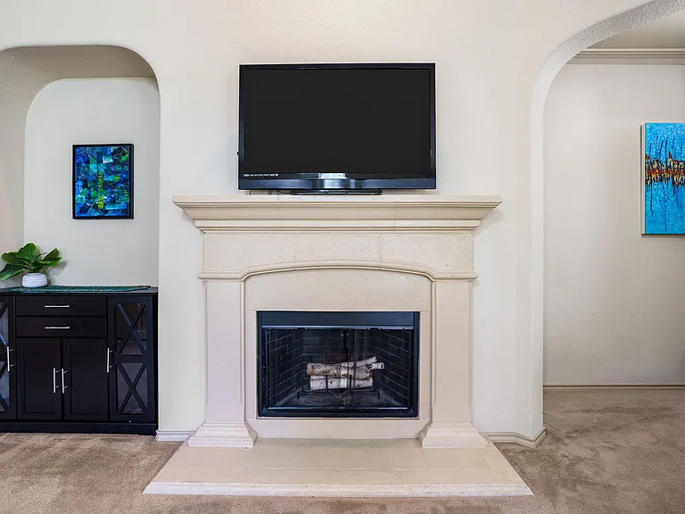 11004 Hawks Landing Rd — Photo 8