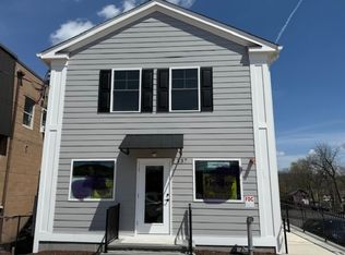 237 Main St, Hackettstown, NJ 07840