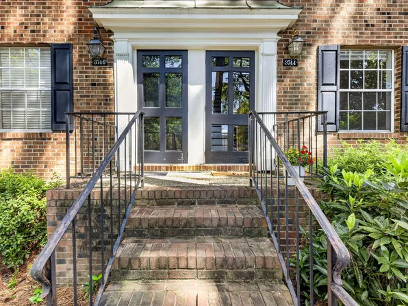 3744 Jamestown Cir, Raleigh, NC 27609