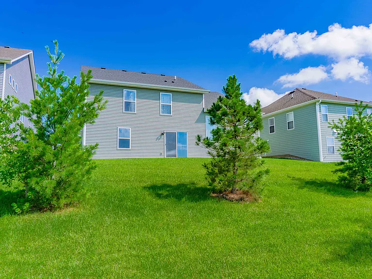 1430 Nutmeg Cir — Photo 55