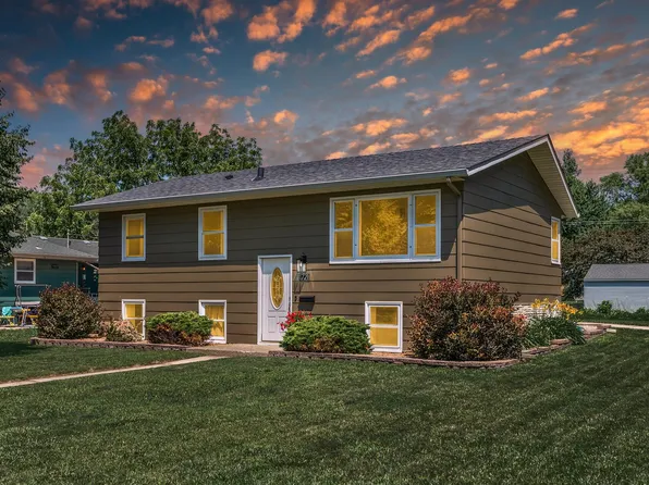 1721 14th St E, Glencoe, MN 55336