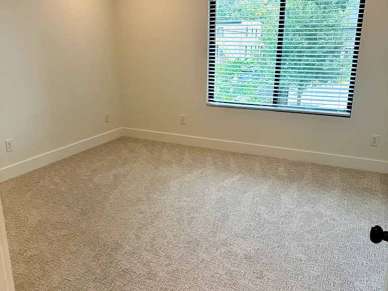 1326 Huntington Ave #B — Photo 10
