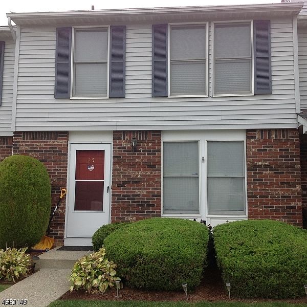 1st image of 25 Ben Franklin Dr