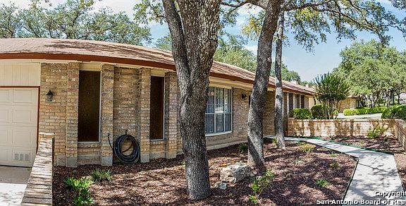 3rd image of 3415 Hopecrest Dr
