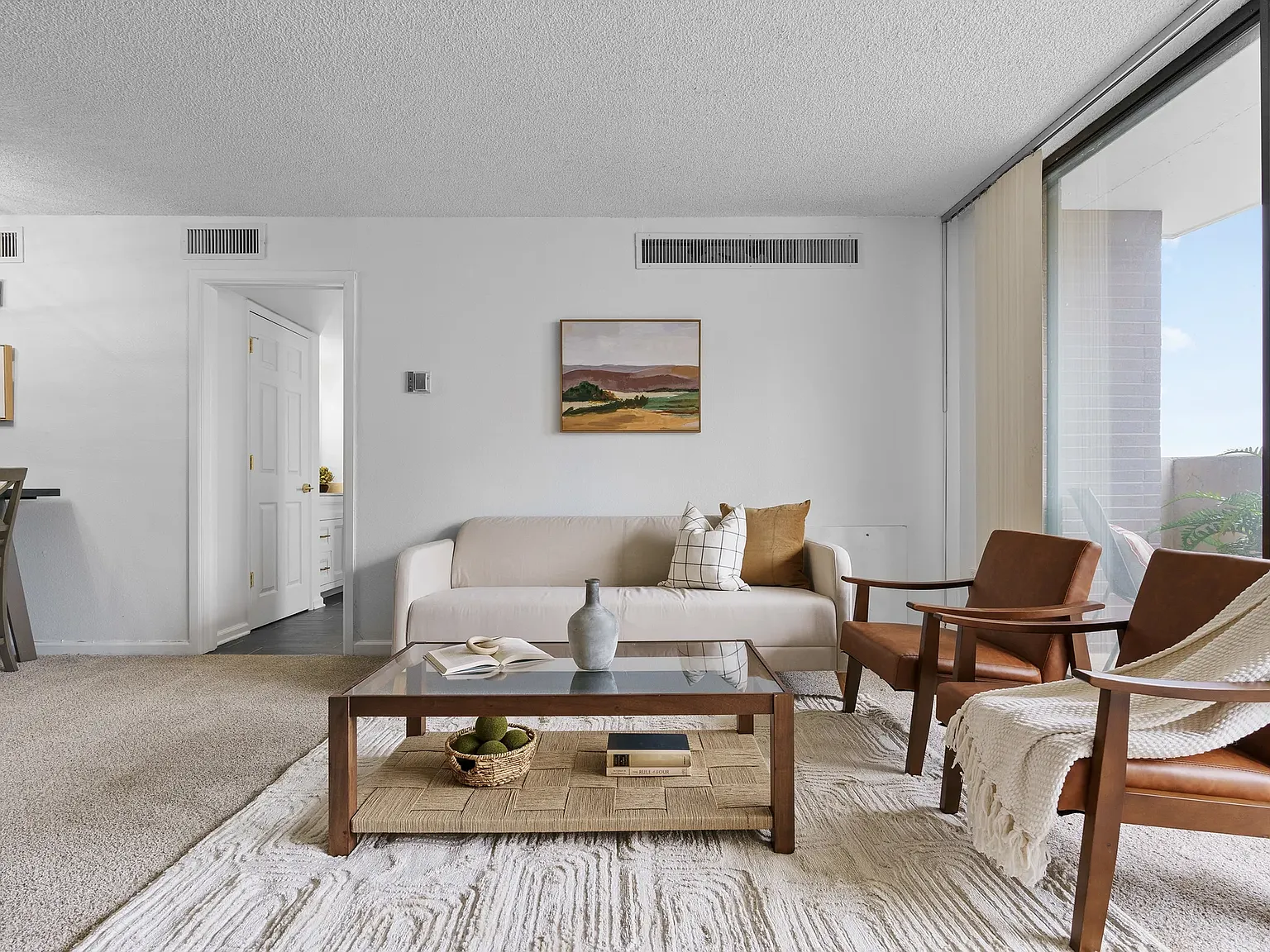 1 bed, 791 sqft, $2,250 — Photo 2