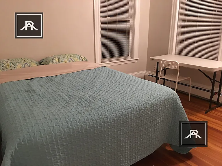 1002 Memorial Dr #2F — Photo 10