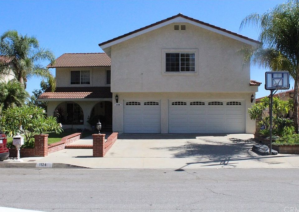 1st image of 1124 N Iguala St