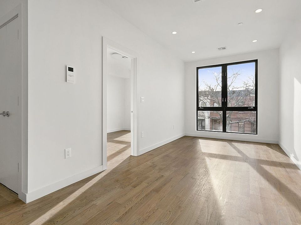 1st image of 443 Bainbridge St APT 3A