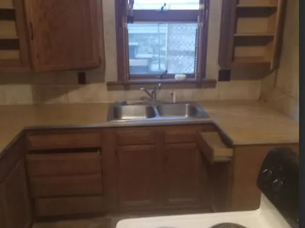 27 W Lansing St APT 3, Little Falls, NY 13365