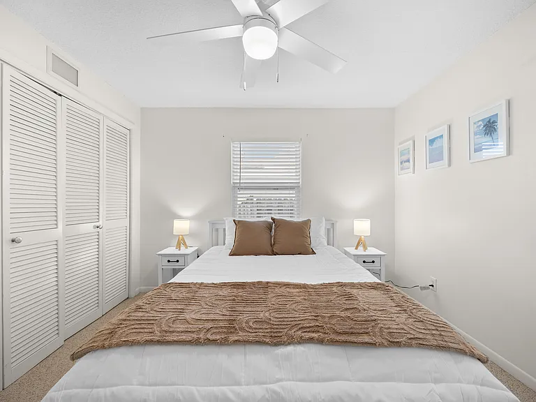 532 Roosevelt Ave #532 — Photo 5
