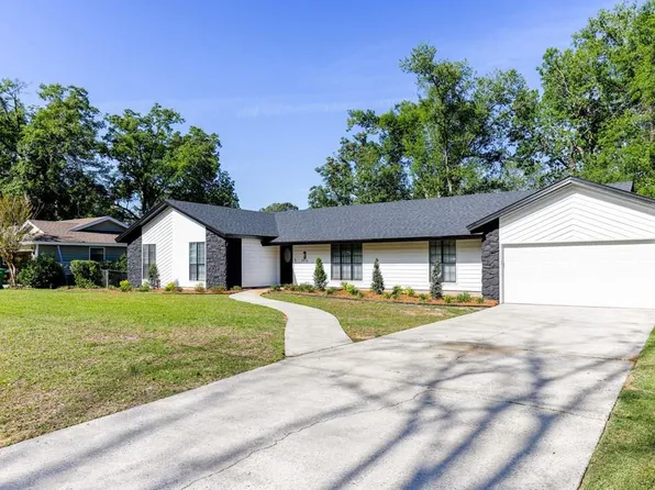 3811 Sedgefield Dr, Valdosta, GA 31605
