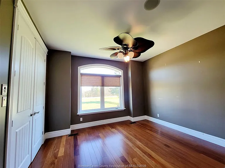 7835 Broderick Rd — Photo 28