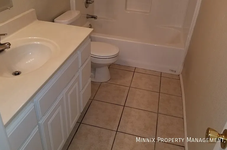6318 7th St #1 — Photo 16