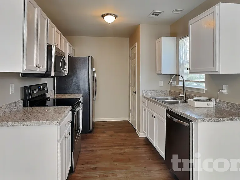 213 Nellie Yale Pl — Photo 6