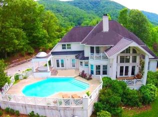 4140 Jae Valley Rd, Roanoke, VA 24014