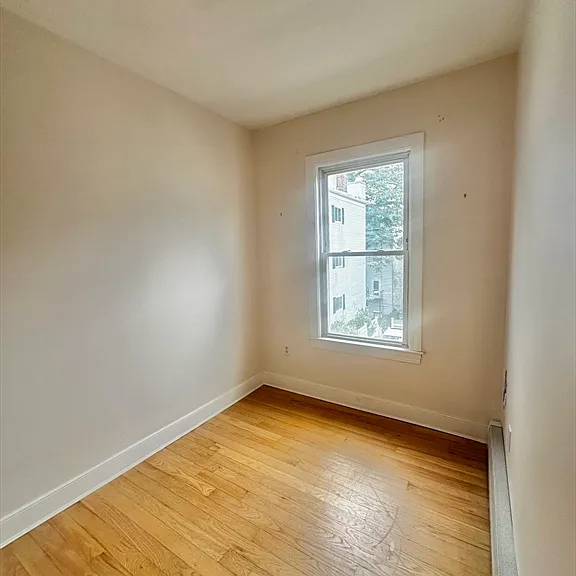12 Story St #2 — Photo 15