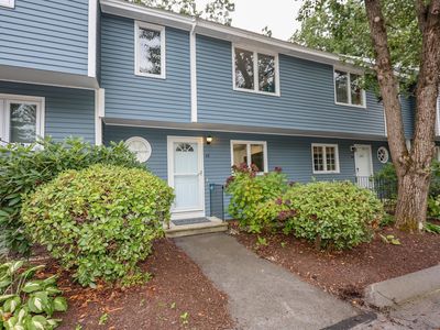 42 Merrimack Drive, Merrimack, NH, 03054
