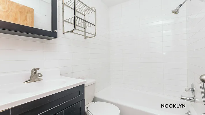 Rented by Nooklyn NYC LLC | media 25