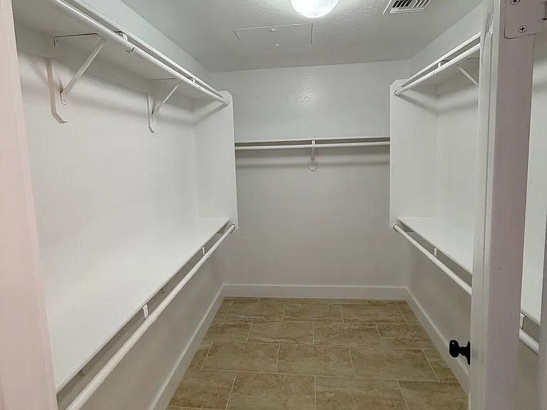 19537 N Sandalwood Dr — Photo 22