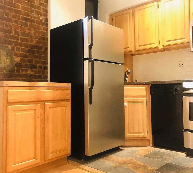 1st image of 171 W 83rd St APT 1B