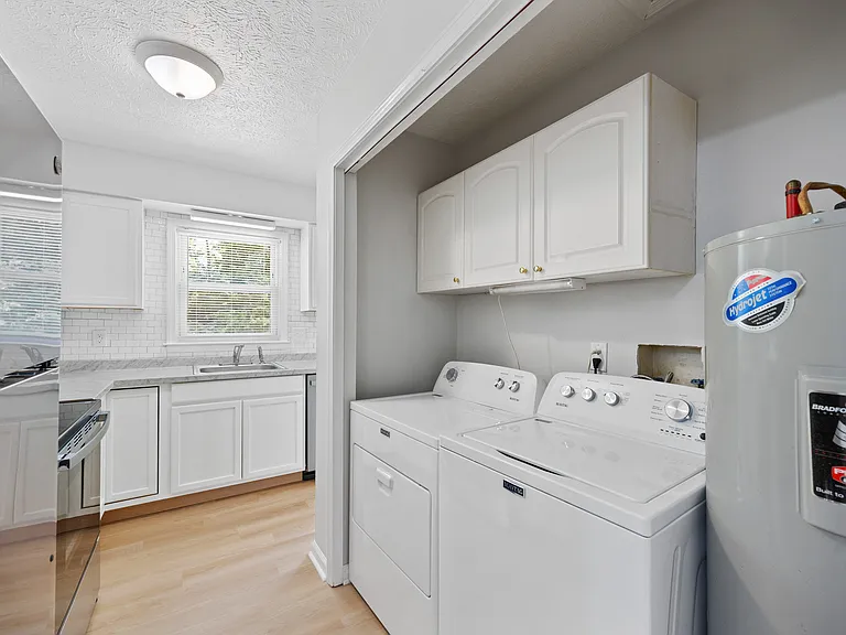 11413 Deham Dr — Photo 14
