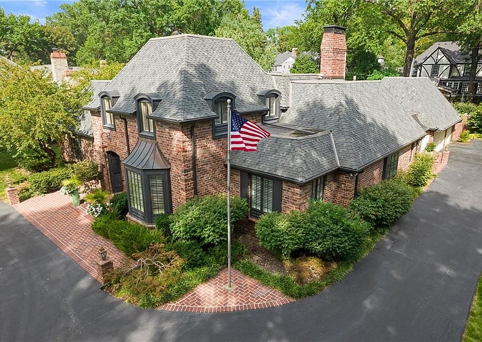 6649 Wenonga Rd, Mission Hills, KS 66208 Zillow