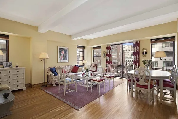 Sold by ROOM Real Estate | media 3