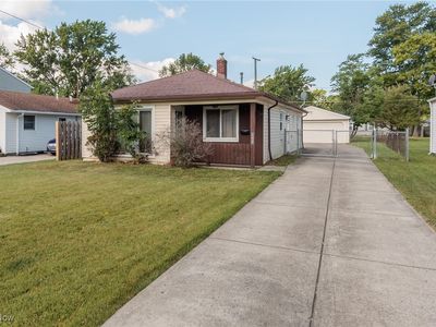 4992 Glenn Lodge Rd, Mentor, OH, 44060