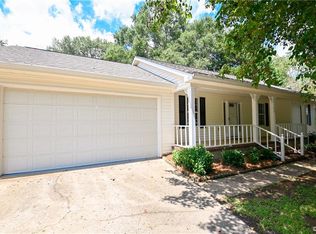 49 Forest Ave, Commerce, GA 30529