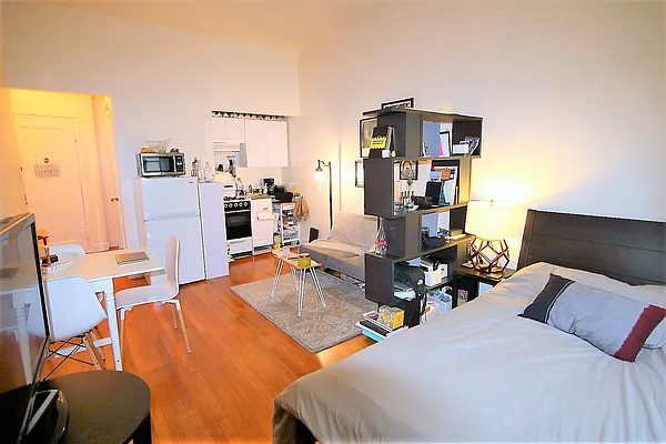 Rented by JK Dansar Corp | media 8