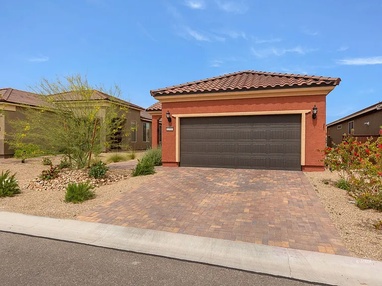 1353 Evening Breeze Ln — Photo 23