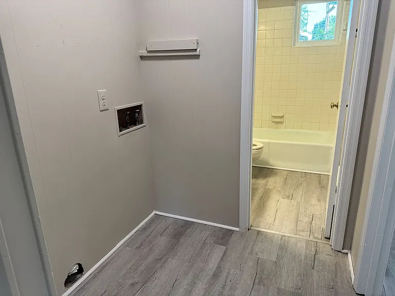 511 Everett Ln #2 — Photo 11