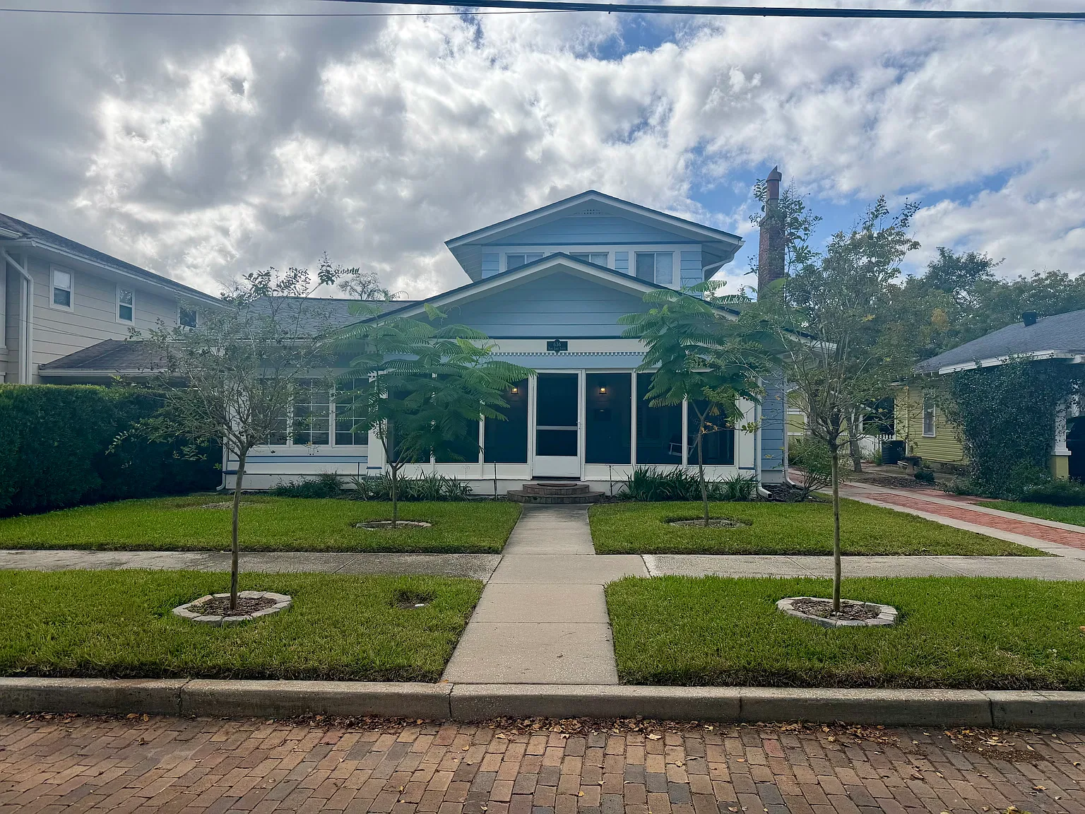 3 bed, 2277 sqft, $3,300 — Photo 4