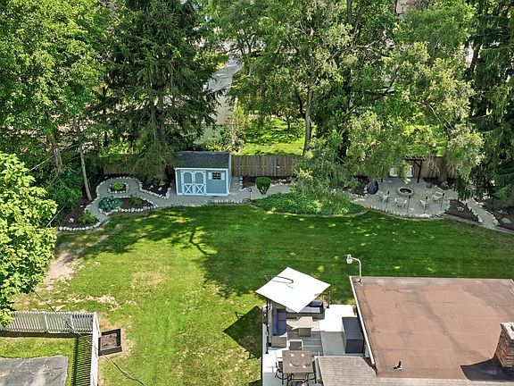4th image of 5115 Cranston Dr