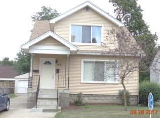 1281 Pearson St, Ferndale, MI 48220
