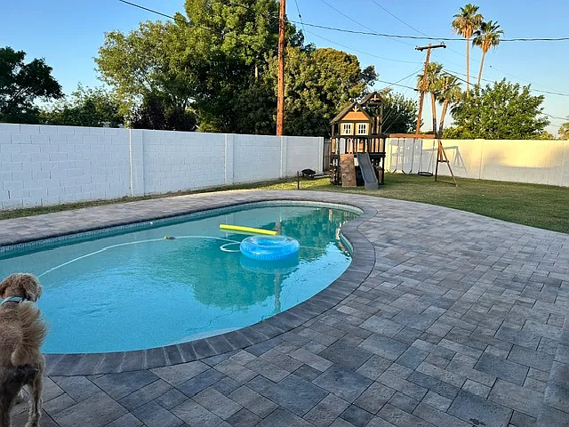 301 E Royal Palm Rd — Photo 7