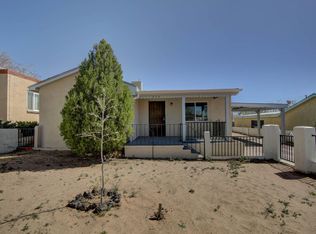 232 64th St SW, Albuquerque, NM 87121