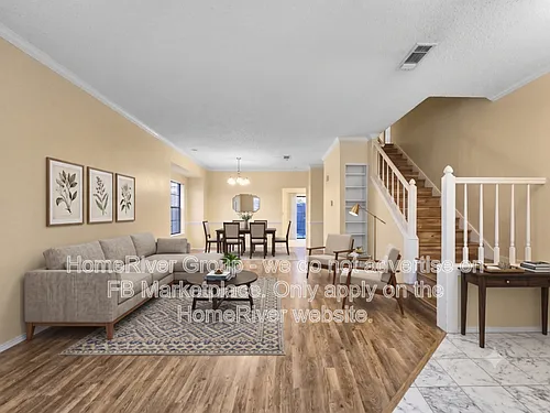 2320 Kenley St Photo 1