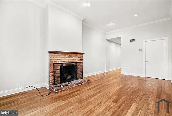 1932 15th St NW — Photo 3