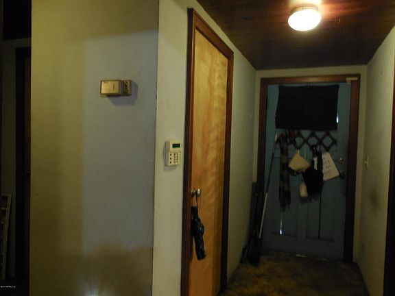 4th image of 502 3rd Ave