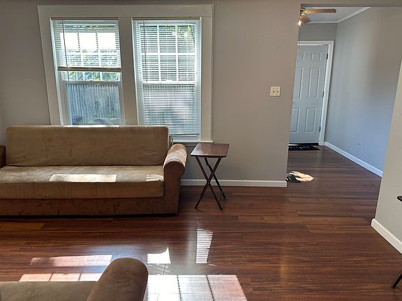5th image of 85 Belmount Ave