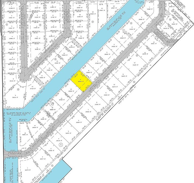 2nd image of 1626 Gemini Acres St