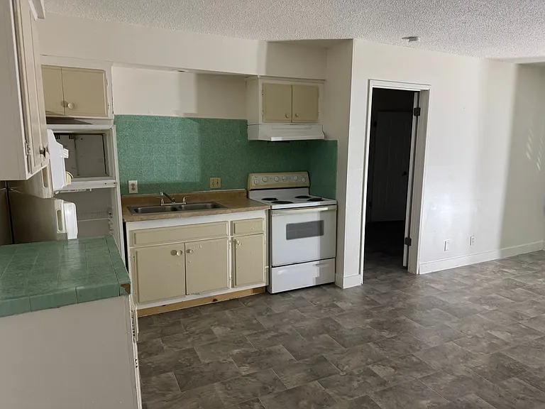 1808 Fairfield Ave — Photo 4