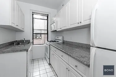 Rented by Bond New York